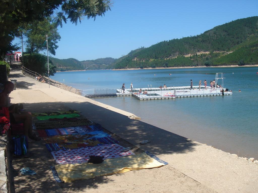 Vila Vale De Garcia Al 5357 Colos  Exteriér fotografie